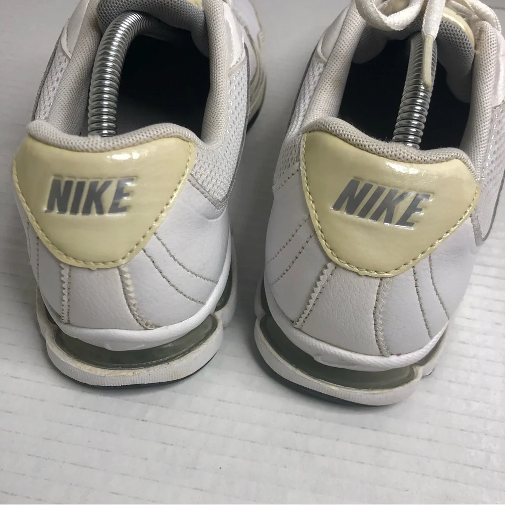 Nike Sneakers Womens 8.5 Air Exceed White Running Shoes Lace Up Low Top